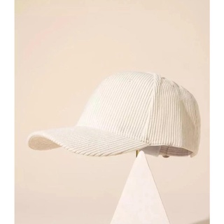 Karie cap หมวกแก๊ป สีเรียบ ดูดี minimal ใส่ได้เรื่อยๆเลยค่ะ