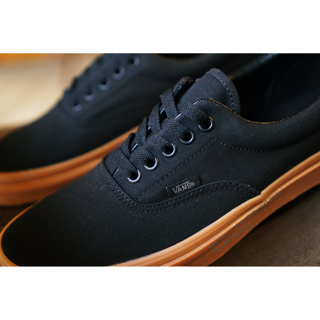 vans new era black