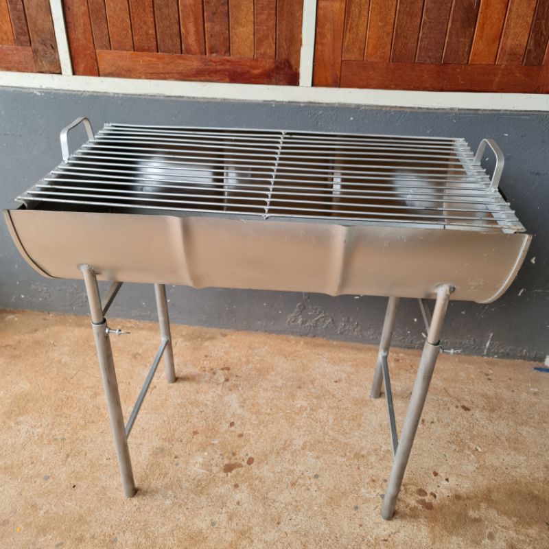 เตาขาสูง (เตาปิ้งย่างมีรองถ่าน รุ่น 100 ลิตร ) ใหญ่ สวยใหม่ พร้อมส่ง กว้าง 46 ยาว 80 สูง 80 เซนติเมตร ได้ตามรูปครบชุด - รูปที่ 4