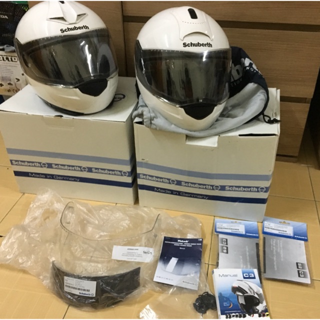 หมวกกันน๊อค Schuberth C3 1 ใบ และC3 Pro 1 ใบ