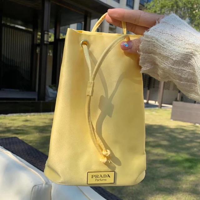 prada parfums bag