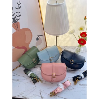 Char/les &amp; Keith Flora Belted Saddle Bag  Code:B8D140865 แบรนด์แท้ 100% งาน Outlet