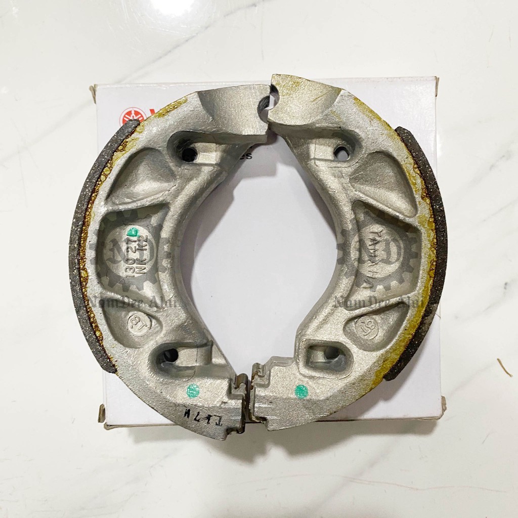 **ชุดผ้าดรัมเบรคหลัง FINN, SPARK LX (1S9-F530K-00) แท้ศูนย์ ยามาฮ่า สำหรับ ยามาฮ่า ฟิน