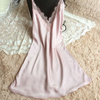 SZ1460 ชุดนอนผ้าลื่นซาตินทรงวีเว้าลึกสีชมพู
