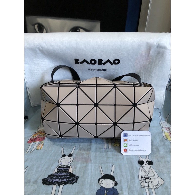 bao bao carton crossbody