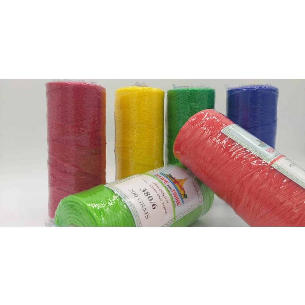 ด้ายโปลีสี380/6(แบบหลอด) 200กรัม เชือกโปลีสี ด้ายโปลีหลอด ด้ายทอเสื่อ ด้ายตำสาด เชือกถัก ถักกระติบเชือกขึงแนวขึงระยะ