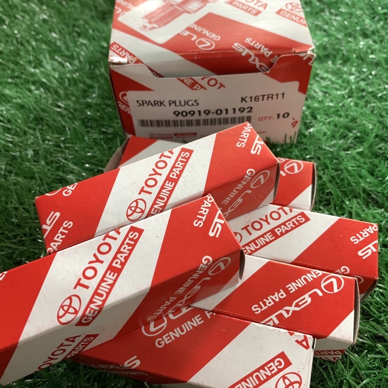 90919-01192 TOYOTA HILUX SURF LANDCRUISER PRADO SPARK PLUG K16TR11