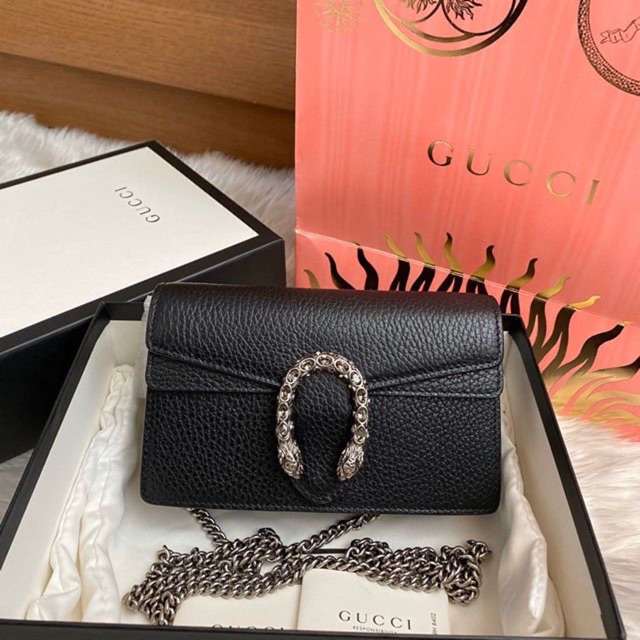 Very new Gucci dionysus crystal ปี19 สีดำ สภาพสวยมาก หนังทรงแข็ง ขอบมุมไม่ถลอก ภายในสะอาด หอมใหม่อยู