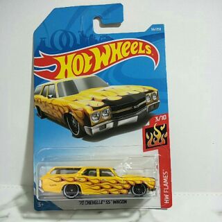 รถเหล็ก Hot wheels 70 CHEVELLE SS WAGON (ib30)