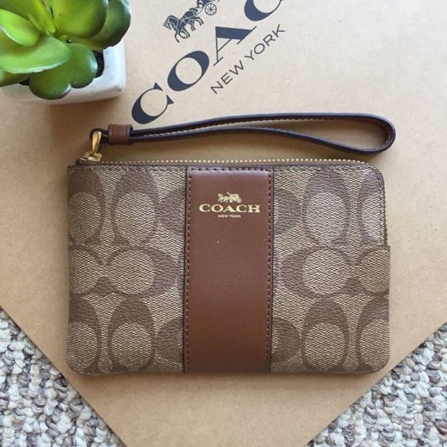 Coach Corner Zip Wristlet In Signature Canvas F58035 IME74