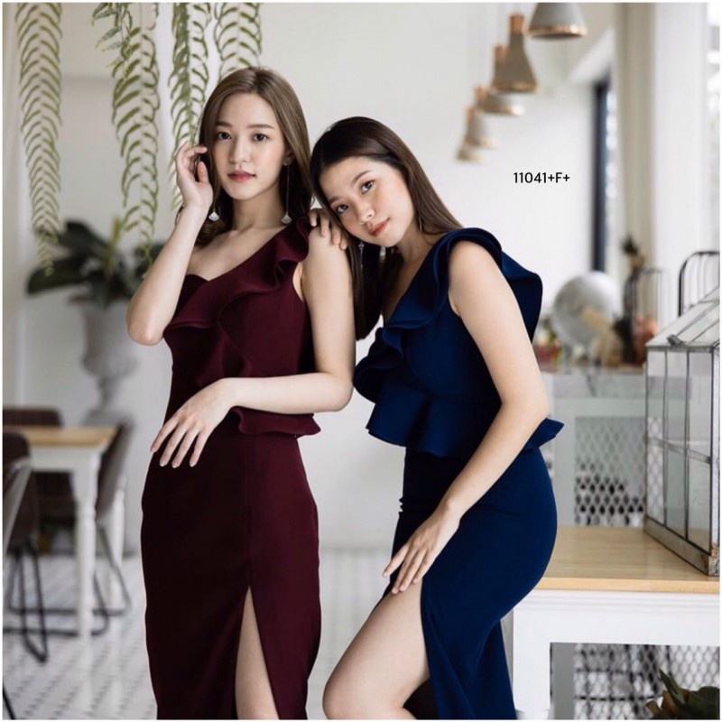 B11041 เดรสเกาะอกสายระบาย 1 สาย 1 strap ruffled strapless dress