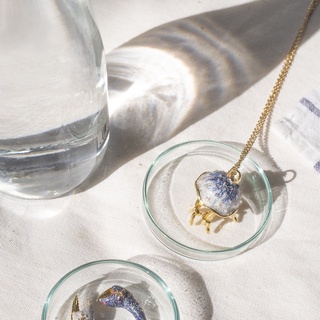 FAIRY TALES - Little Mermaid Jelly Fish Necklace สร้อยคอทะเล รูปสัตว์ แมงกระพรุน น่ารัก แฟชั่น น่าร้อน สำหรับสตรี