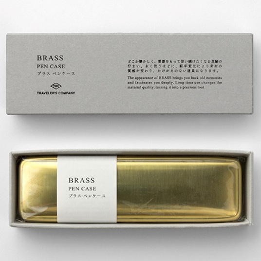 TRAVELER'S COMPANY Brass Pen Case Solid (D41779006) / กล่องดินสอทองเหลือง แบรนด์ TRAVELER'S COMPANY