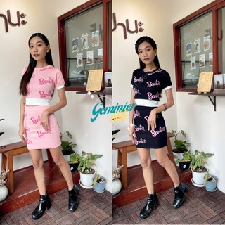 ✨ ส่งไว 1-2 วัน 🦋 Geminier.bkk 💖 SET BARBIE ชุดเซ็ต บาร์บี้ เสื้อ + กระโปรง พิมพ์ลายซิกเนเจอร์ น่ารักกก l เสื้อผ้า สายฝอ