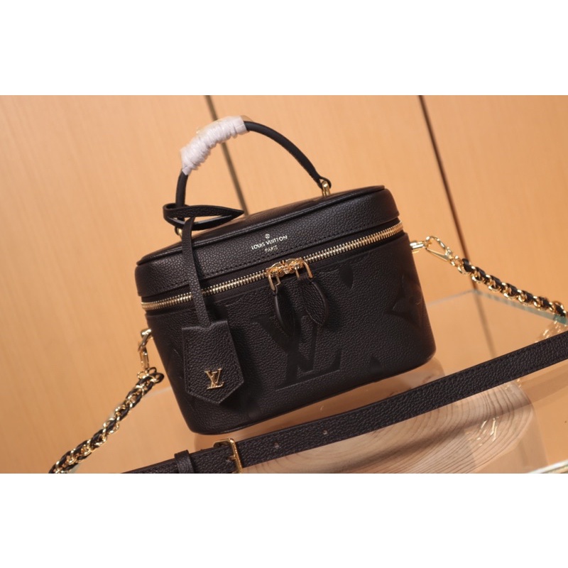 louis งานvip or pk หนังเเท้100%