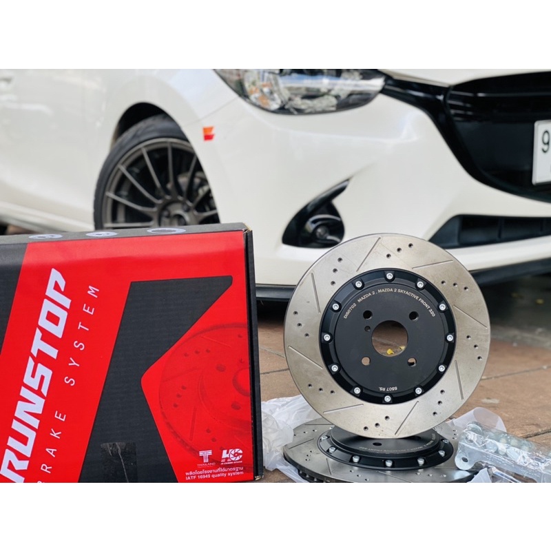 runstop จานเบรค จานขยาย เจาะรู เซาะร่อง  ตรงรุ่น mazda 2 sky ขนาด 310MM. 320MM. พร้อมขาต่อตรงรุ่น รั