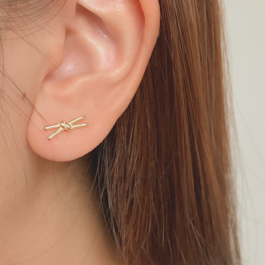 She with Cheewa | silver925 | knot earring ต่างหูเงินแท้ มินิมอล แป้นบอล แป้นหมุน ใส่นอนได้ ไม่เจ็บหู