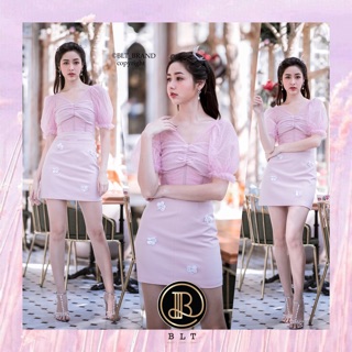 เดรสสี Baby pink สไตล์ gigot sleeve แขนพองๆ