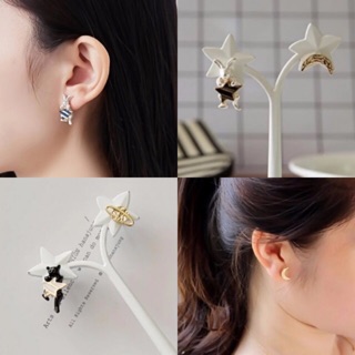 🇹🇭 พร้อมส่ง : 🐰🌙🐯🌔 ต่างหูกระต่ายและพระจันทร์,เสือดำและดวงดาว |  Rabbit &amp; Moon and Black Tiger &amp; Star Stud Earring .