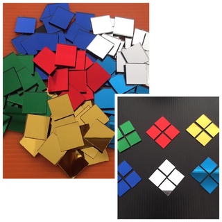 กระจกสีตัดขนาด1.5เซนติเมตรทรงสี่เหลี่ยมบรรจุ100กรัม(มีประมาณ…