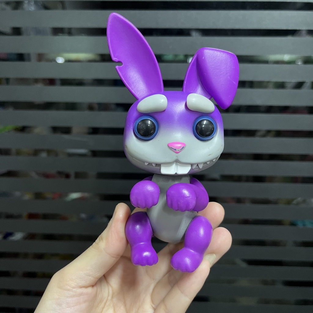 WowWee Fingerlings - Interactive Bunny กระต่ายคลั่งเกาะนิ้ว ของเล่นหุ่นยนต์ ลิงเกาะนิ้ว **มือสอง**
