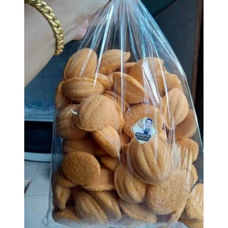 ขนมไข่กรอบโบราณ 12 ชิ้น ((ร้านคุณชายขายขนม จ.ตรัง))