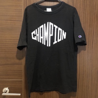 เสื้อยืด Champion ไซร้ L ส่งฟรี 420