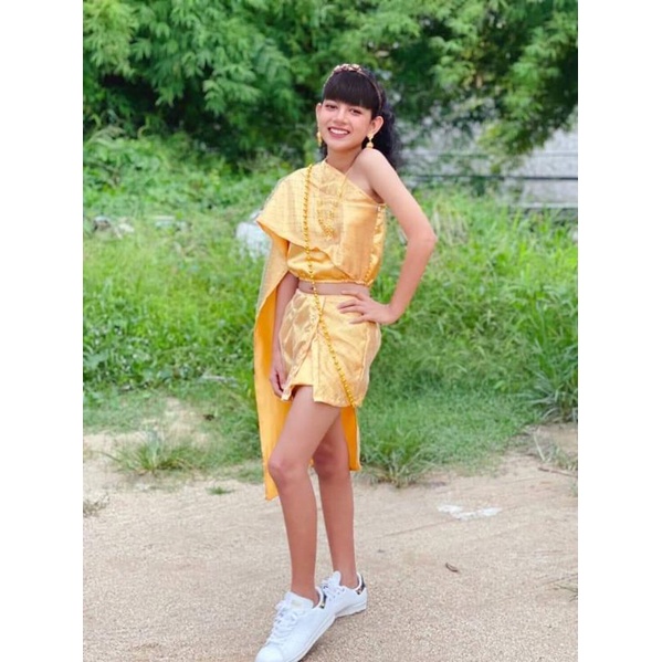ชุดไทยเด็กผู้หญิง รุ่นพี่ลิซ่า