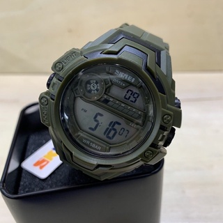 นาฬิกาข้อมือชายSKMEIระบบQuartz Digitalทรงกลม43มม.เรือนสีเขียวไฟblack lightสายซิลิโคนกันน้ำwater resistance2ATMพร้อมกล่อง