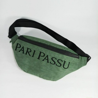 PARI PASSU กระเป๋าคาดอก สีเขียว ปักลายสีดำ