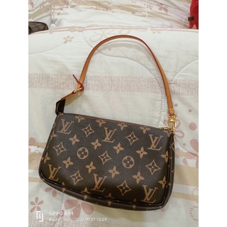 Louis Vuitton pochette monogram used like new diy