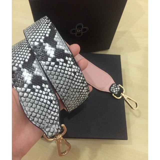 1 แถม 1 โปรโมชั่น*** RACH Bag Strap ~ Python Favorite Pink