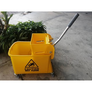 ถังบีบม็อบพลาสติก,ถังบีบน้ำ สีเหลือง 20 ลิตร Mop Bucket &amp; Winger