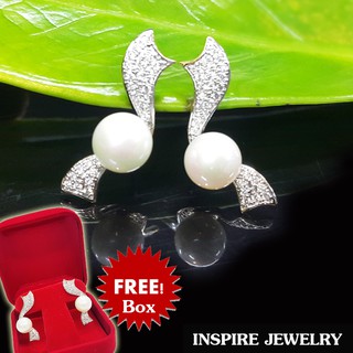 INSPIRE JEWELRY ต่างหูมุกแฟชั่นเกรดพรีเมี่ยม ดีไซด์ด้วยเพชรสวิส  งานจิวเวลลี่ ขนาด2.5cm