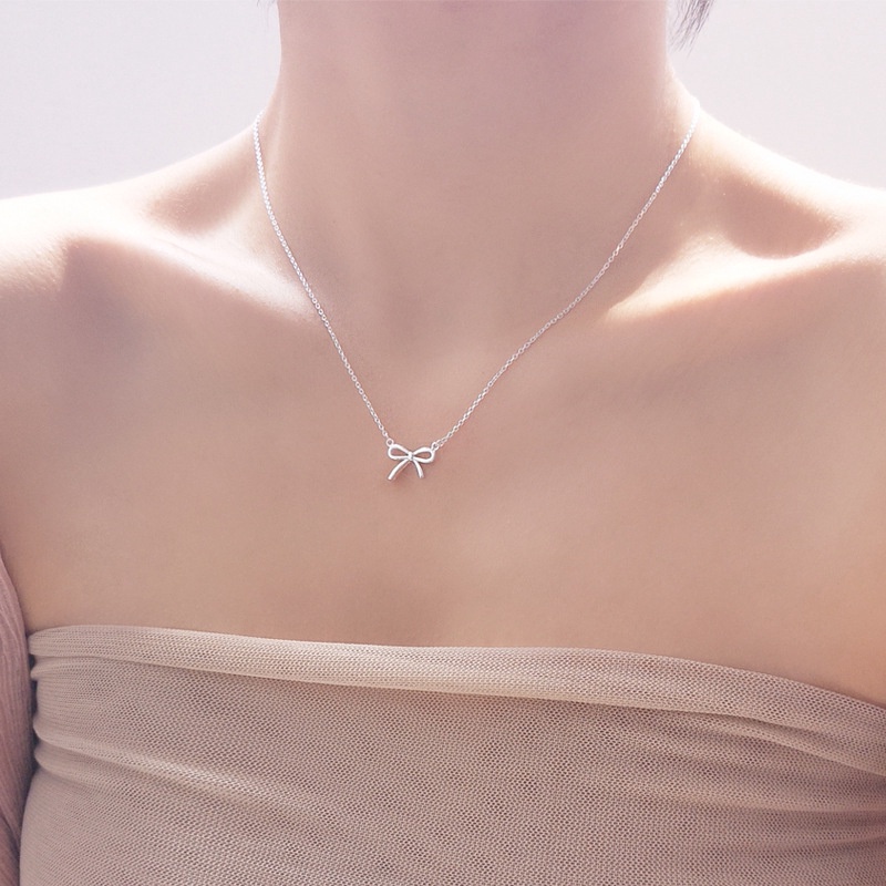 [VV Home] Show Clavicle Fresh Cute Girl Bow Mini Pendant S925 Sterling Silver Necklace Mori Style Fr
