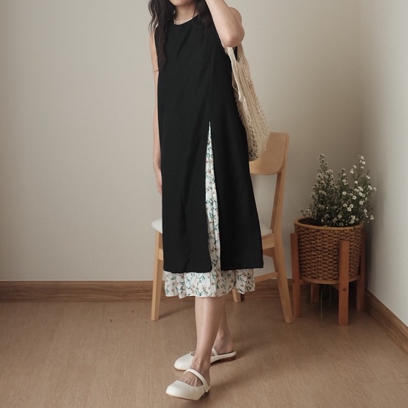 Iris dress - เดรสแขนกุด ผ่าด้านหน้า Black White Beige - More.ly (Pre order)