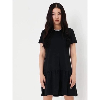 เดรส แนวมินิมอล Brand Sinsay Size XL อก เอว สะโพก 40 ยาว 35 (ความสูง 160 คลุมเข่า) สีดำสนิท ผ้าคอตต้อน ทิ้งตัว