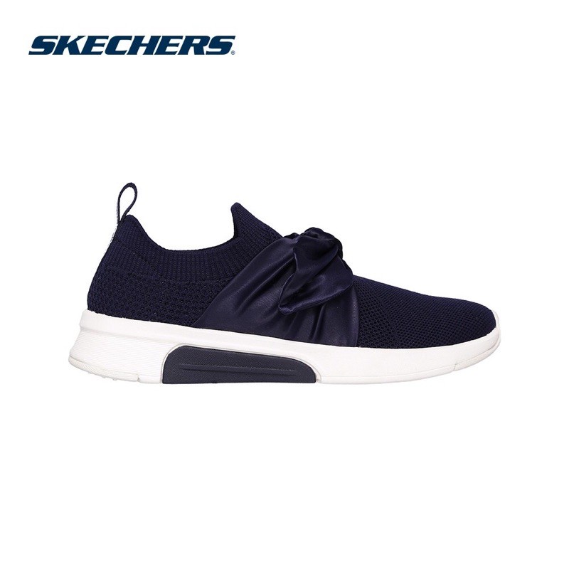 รองเท้า skechers mark nason