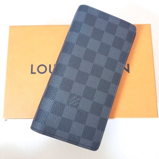 New lv brazza wallet