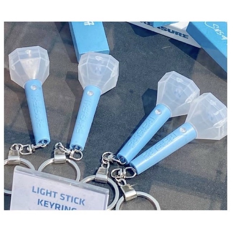 พร้อมส่ง Treasure Lightstick Keyring