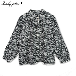 Lady Plus เสื้อลายกราฟฟิคคอจีนแต่งกระดุม | Mandarin Collar Print Blouse