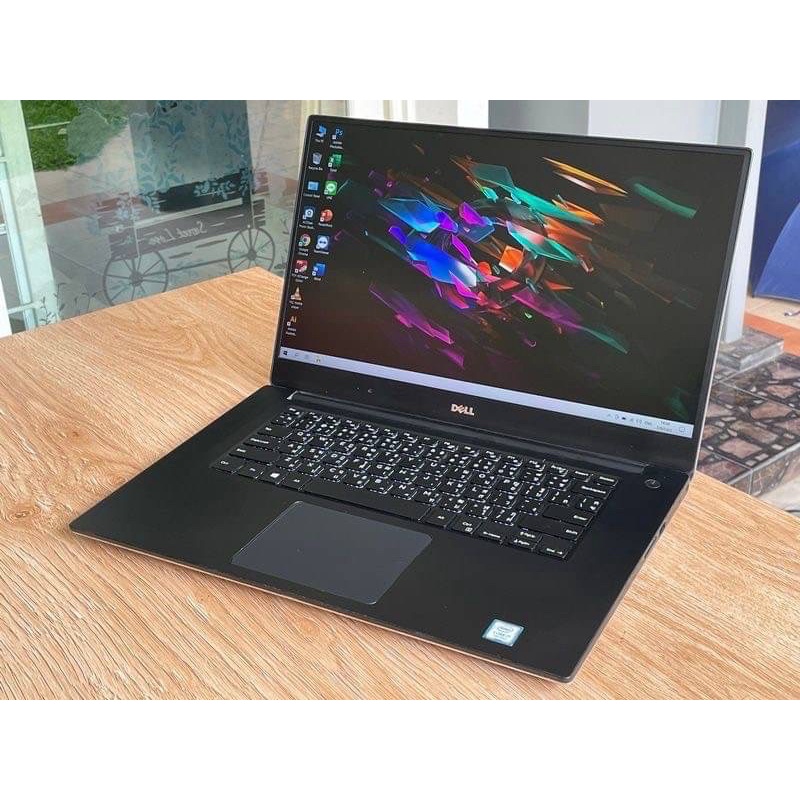 Dell Precision 5520 i7-7820HQ SSD512GB RAM16GB QUADRO M1200(4GB GDDR5 Win 10 Proสินค้ามือสองแบ็ตเสื่