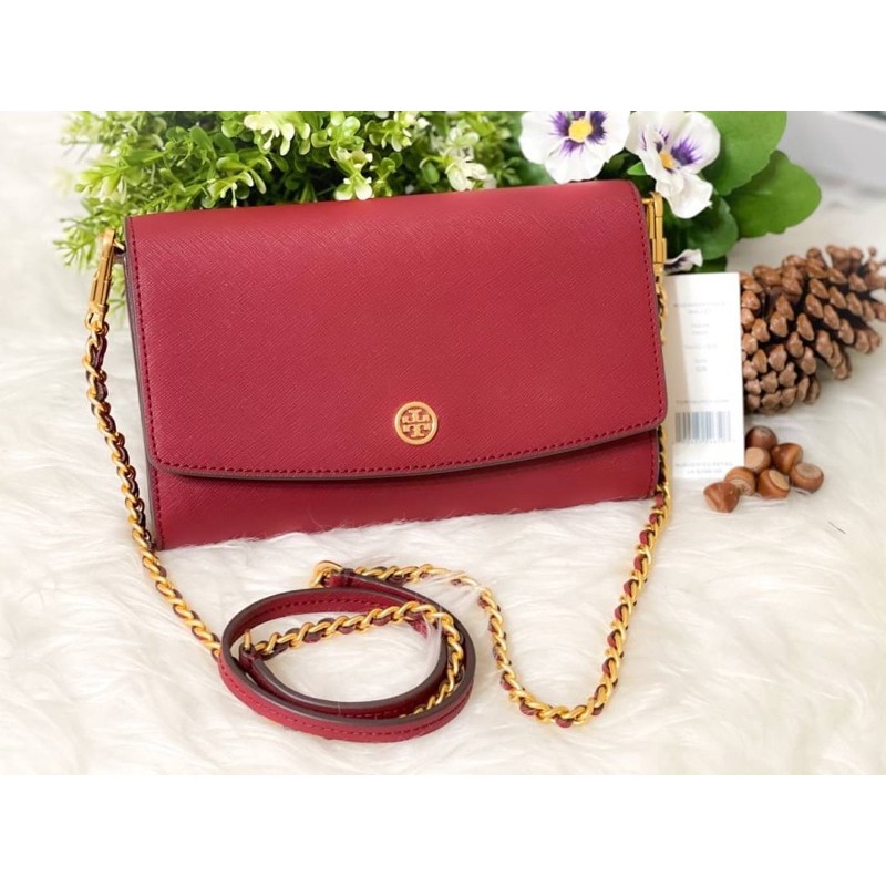 (ผ่อน0%) กระเป๋าสะพายข้าง ❤️Tory Burch❤️ ❤️ROBINSON CHAIN WALLET 75246 หนังแท้ สีแดง งานshop สายโซ่