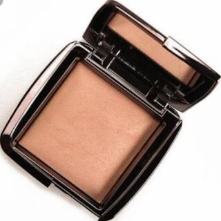 - พร้อมส่ง - Hourglass Ambient Lighting Powder สี Radiant Light