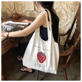 Little Strawberry shopping bag ถุงผ้าช็อปปิ้งคำโต ใบใหญ่