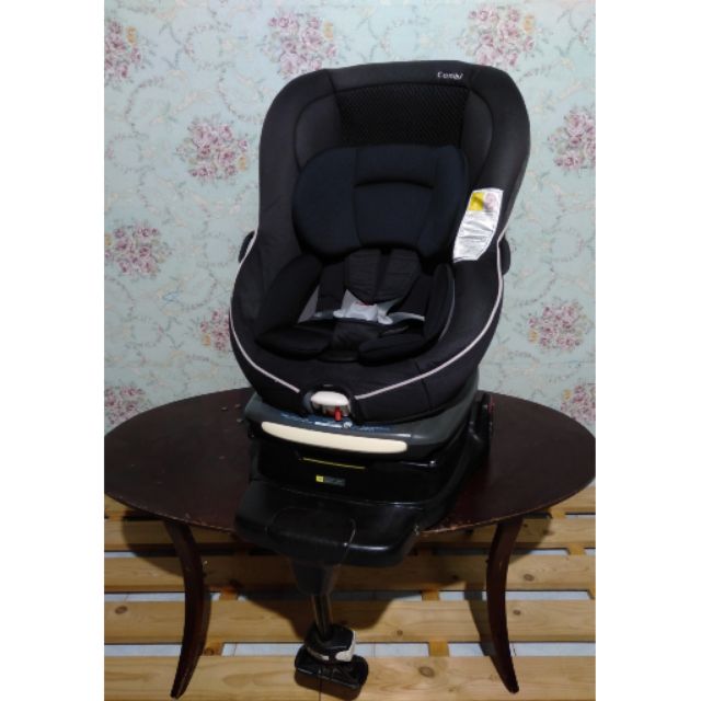 คาร์ซีท Combi White Label Luxtia Turn EG TA-470