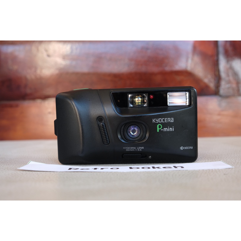 กล้องฟิล์ม KYOCERA P mini พร้อมเลนส์ฟิกซ์คม ๆ 32 mm f3.5 ขนาดกระทัดรัด พกง่าย ใช้งานง่ายเล็งแล้วถ่าย มีคลิปทดสอบครับ