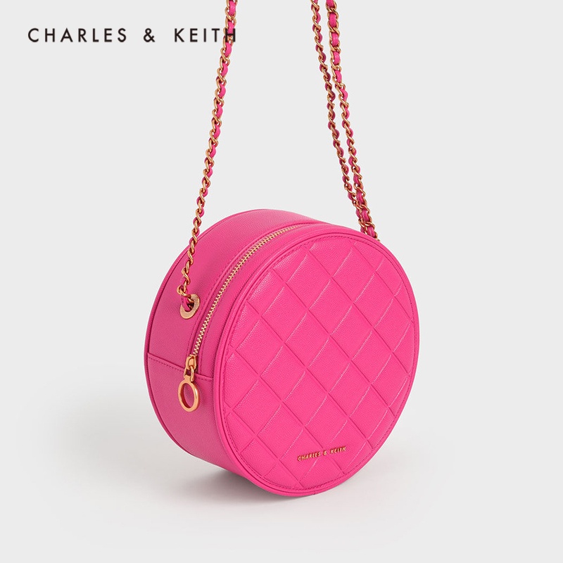 ❁✕[การคืนสินค้าสุดฮอต] กระเป๋า CHARLES&amp;KEITH หญิง CK2-80680915 เพชรโซ่ crossbody กระเป๋ากลมเล็ก