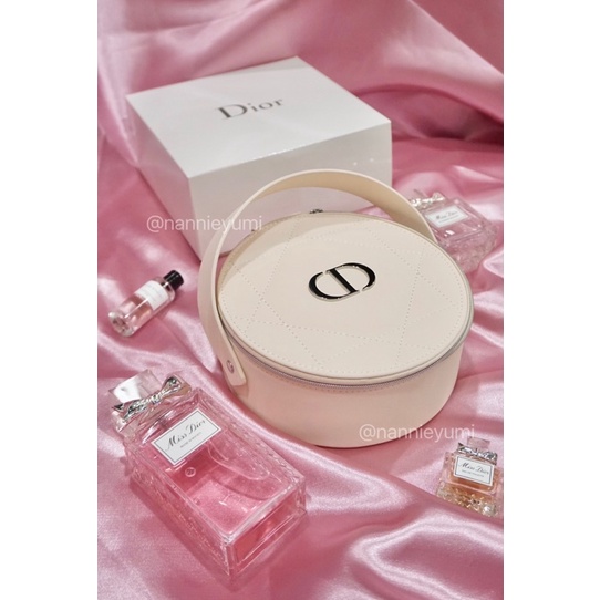 พร้อมส่งของแท้ ✨ Dior vanity cosmetics bag limited กระเป๋าเครื่องสำอางดิออร์