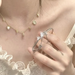 อารมณ์ สร้อยข้อมือผีเสื้อ / คลาสสิก โซ่คู่ พู่ สายรัดข้อมือ / เงิน หรูหรา งานแต่งงาน กําไลเปิด